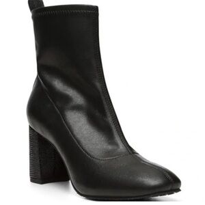 Donald Pliner Women’s Katie Black Boots Size 8.5 Leather